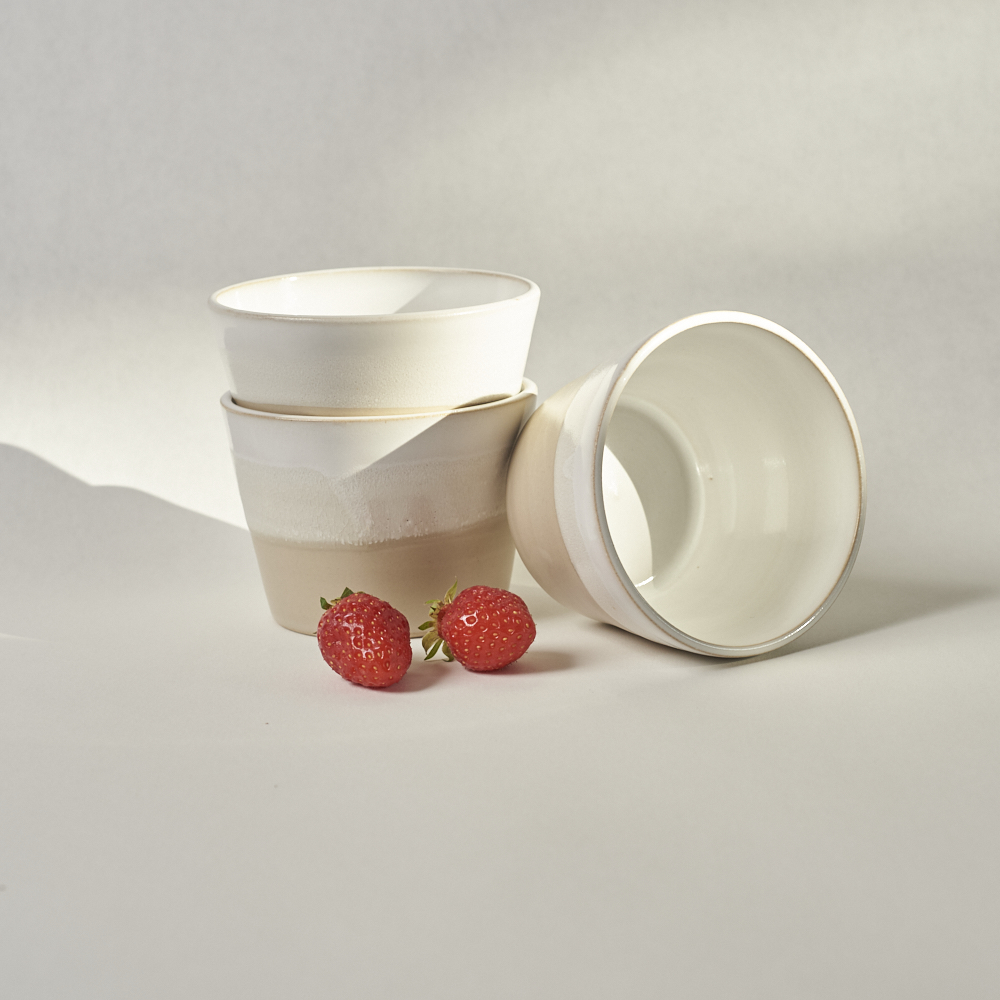 atelier blanc de meudon non libre de droits ramequin beige et blanc mise en scene